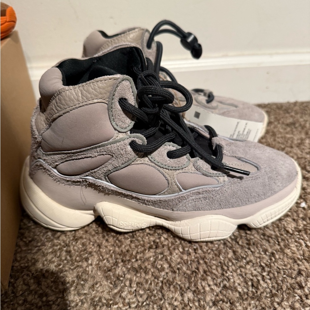 Yeezy 500